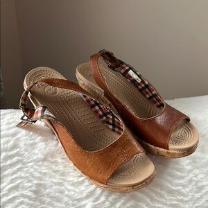 Women’s Brown Open-Toe Slingback Wedge Sandals leather